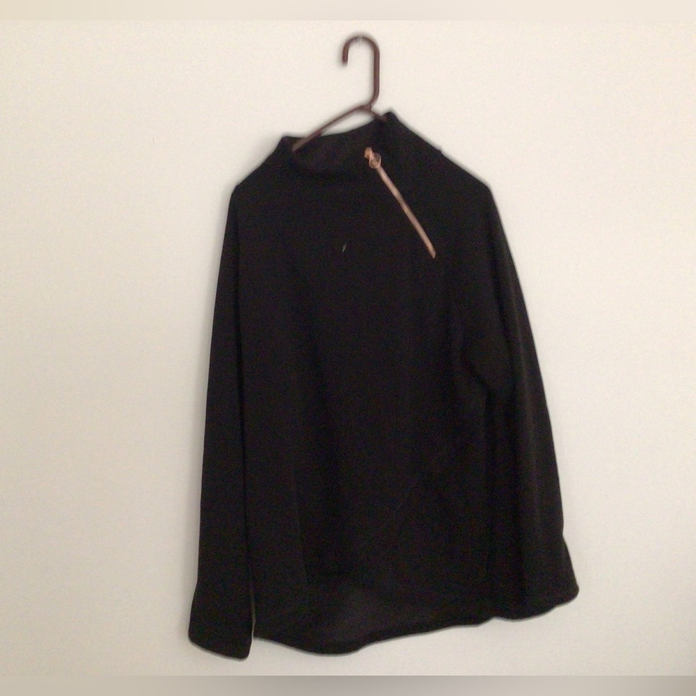 Earth yoga sweatshirt size xl